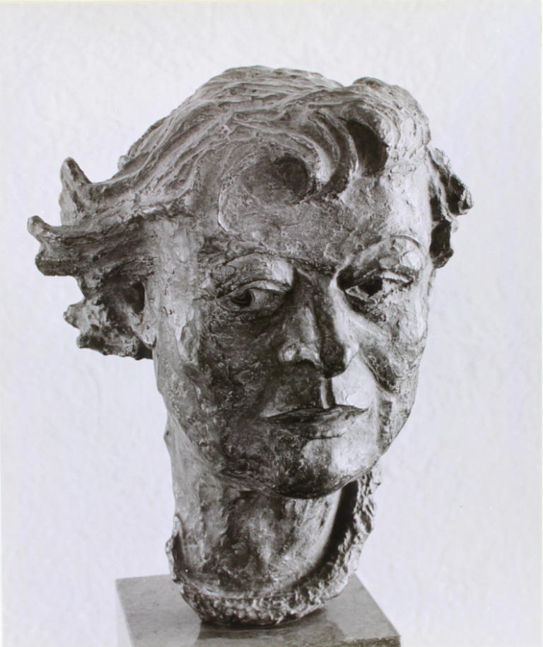 Wilhelm Hager, Portrait-Büste